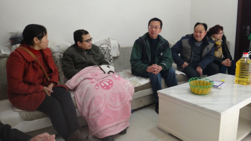 李荣副主任深入天全县城厢镇开展“包县联点帮扶”活动，走访慰问困难户杨天权