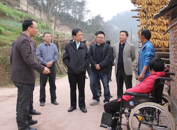 李伊林主任深入荥经调研换届工作