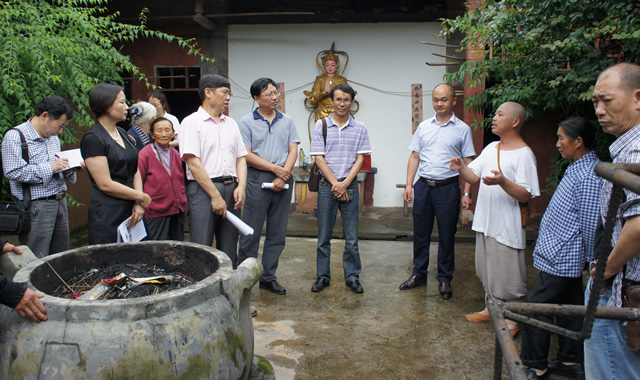 李首成副主任一行调研名山区宗教场所管理工作