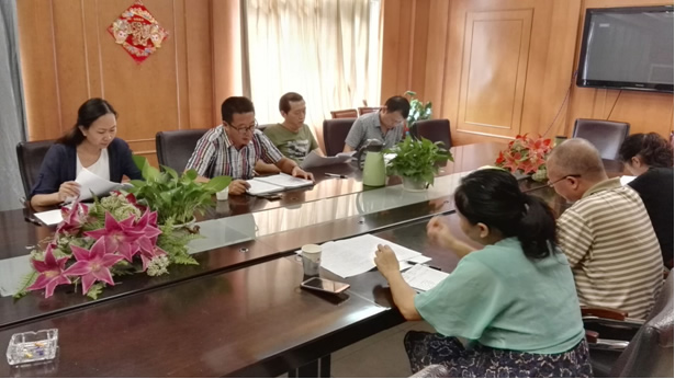 市人大及其常委会加强对审计工作指导