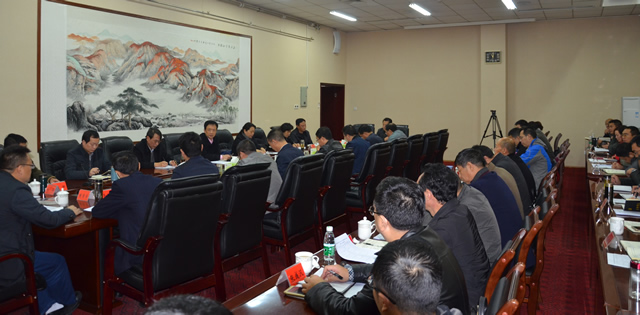 锲而不舍攻坚拔寨冲刺赶考  努力确保脱贫攻坚首战首胜