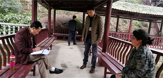 李毅到雨城区上里镇开展“包县联点帮扶”工作