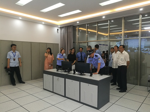 省人大常委会调研组来雅调研“两院”重点工作