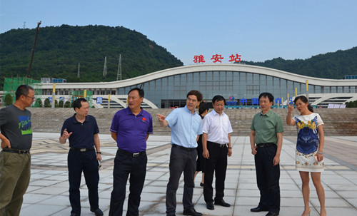 李伊林调研交通基础设施建设时指出加强管理 切实保障服务经济社会发展