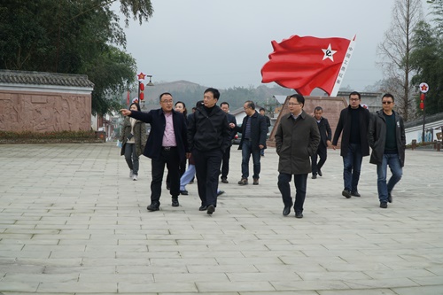 李伊林前往天全县调研产业发展情况——思想上形成共识 行动上形成合力 做好绿色发展大文章