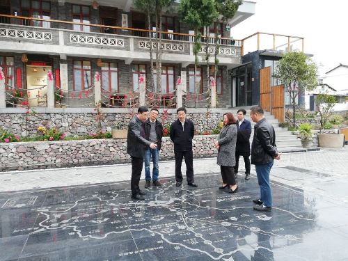 省人大常委会副主任侯晓春应邀赴汉源县出席“2019山区县乡村振兴峰会”并对汉源县乡村振兴和县城建设进行调研  统筹推进乡村振兴和县城建设 加快打造城乡统筹发展新格局