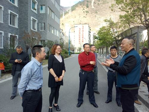 李毅到石棉县调研基层社会治理和乡村振兴工作