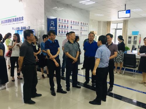 李勇率队调研就业和社会保障工作