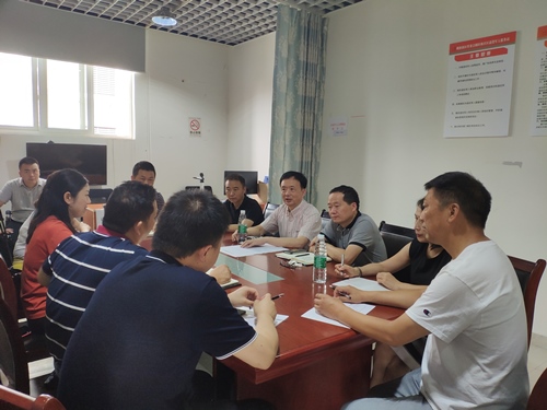 李伊林赴雨城区桐梓林社区调研“双创”工作  对照创建标准 检查梳理问题清单 突出问题整改 提升城市软硬件水平