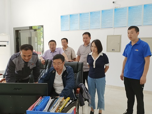 市人大常委会调研组赴芦山调研水环境保护工作