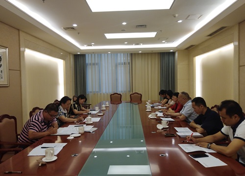 吴志君率法工委一行到省人大常委会法工委专题征询《雅安市村级河（湖）长制条例（草案）》意见