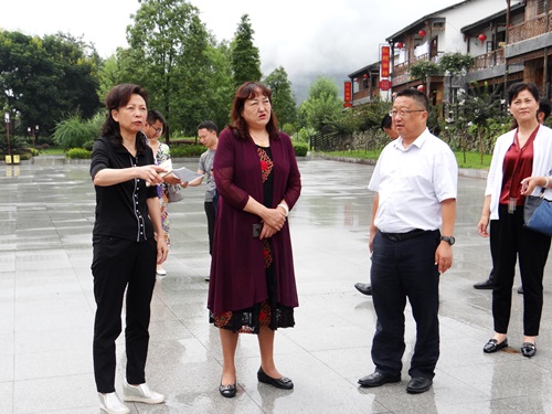 阿坝州人大常委会一行来雅考察民族团结进步工作