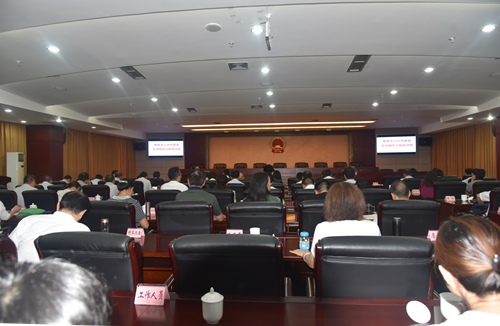 市人大常委会举办艾滋病防治专题讲座   高度重视艾滋病防治工作 共同维护人民群众生命安全和健康