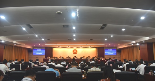 市第四届人大常委会召开第二十五次会议