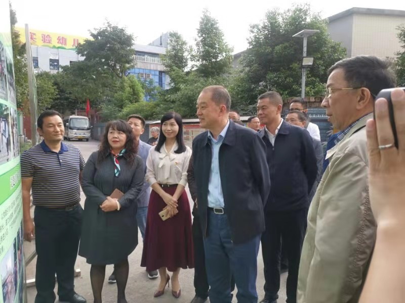 市委书记兰开驰深入市人大机关“联包帮”通工小区调研双创工作