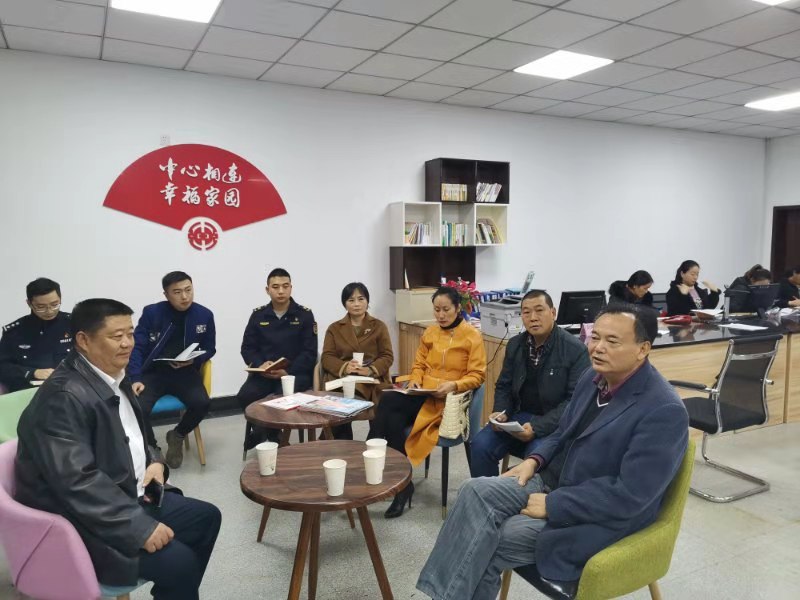李毅到名山中心社区调研督导创建全国文明城市和国家卫生城市工作