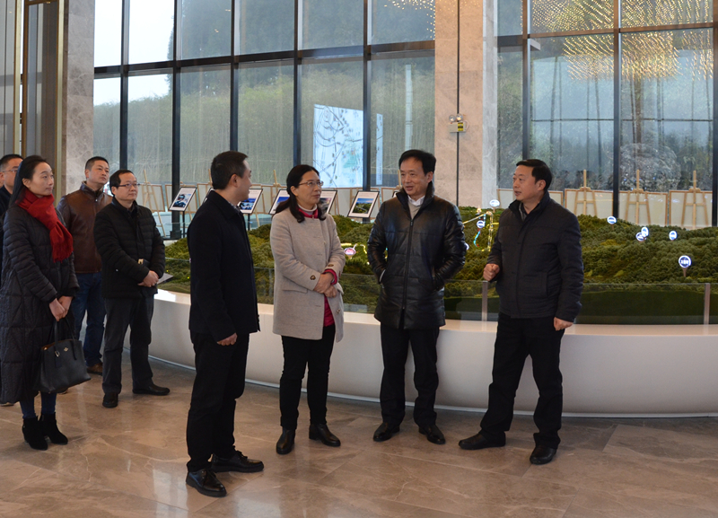 李伊林赴荥经调研大熊猫国家公园南入口社区建设