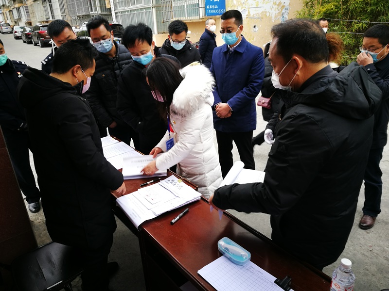 李伊林白云赴汉源调研督导疫情防控工作