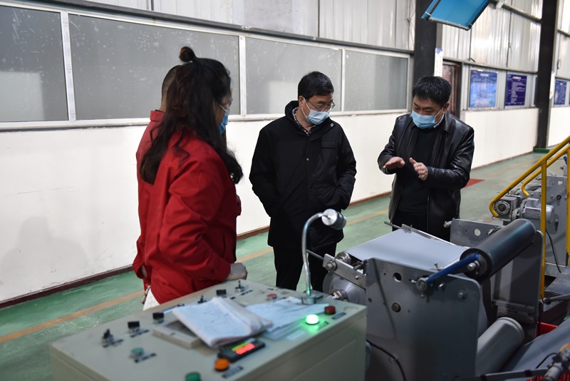 杨兴品赴宝兴调研企业复工复产和“8·22”特大暴雨灾害恢复重建工作