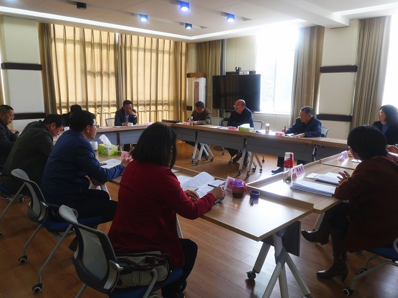 市人大常委会党组成员郑尚堃率队赴市本级和雨城区调研食品安全工作