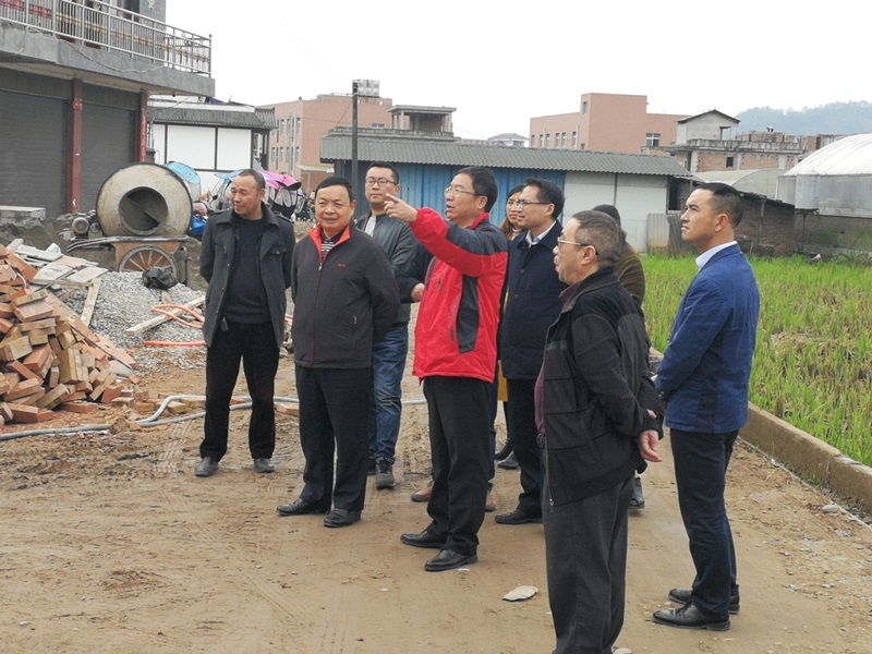 杨兴品到芦山调研人大代表履职平台规范化建设情况