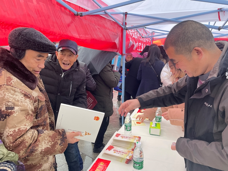 我市人大系统开展“12.4”国家宪法日主题宣传活动——弘扬宪法精神，维护宪法权威