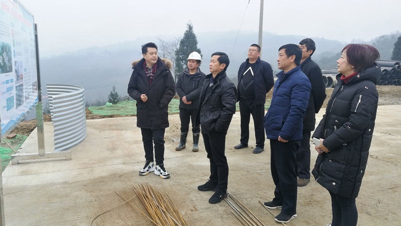 彭学松赴天全县调研农业产业发展