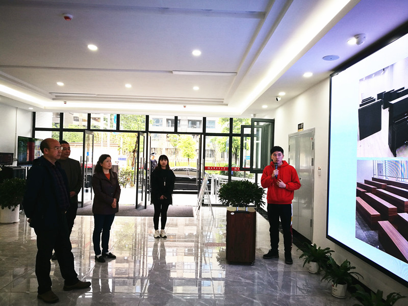 郑尚堃调研雅安市老年大学老年教育工作