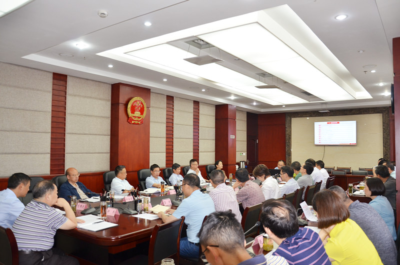 积极为雅安新时代高质量发展献计出力  市人大常委会党组理论学习中心组社会主义革命和建设时期历史专题学习会召开