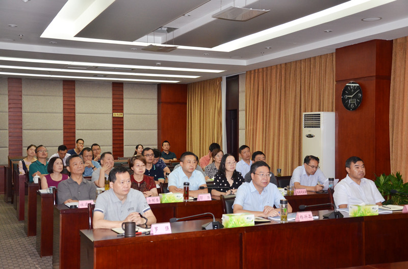市自规局向市人大常委会专题汇报“三区同城化”研究初步成果