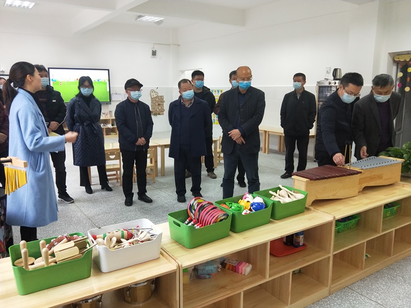 郑尚堃到天全县调研学前教育工作