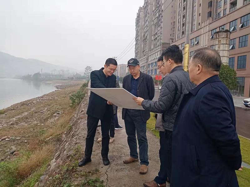 郑尚堃调研文教新城建设和学前教育工作