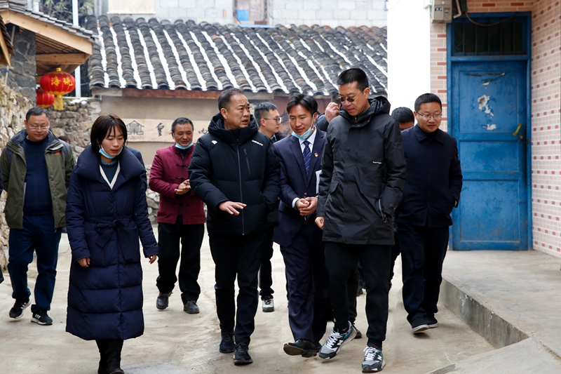白云赴汉源调研时强调  发挥特色资源优势 全面推进乡村振兴推动县域经济社会高质量发展