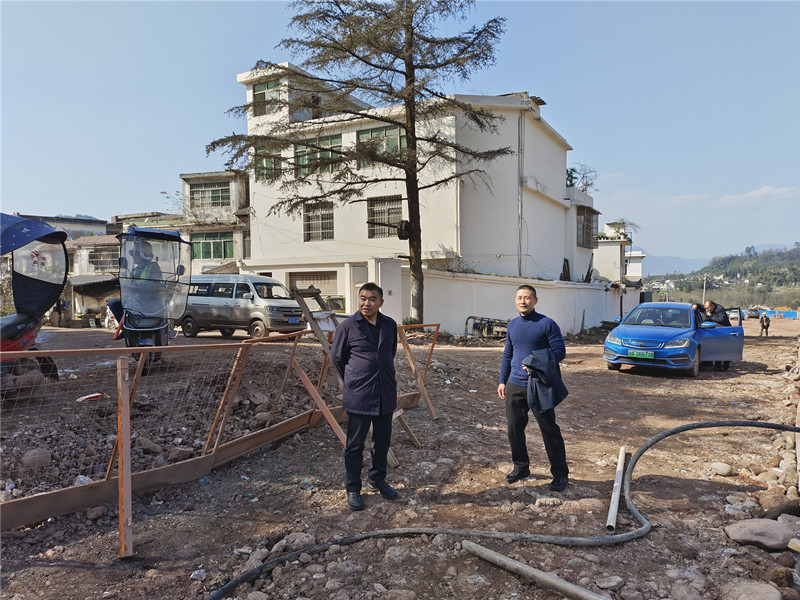 周建华赴雨城区督导调研联系重点项目建设