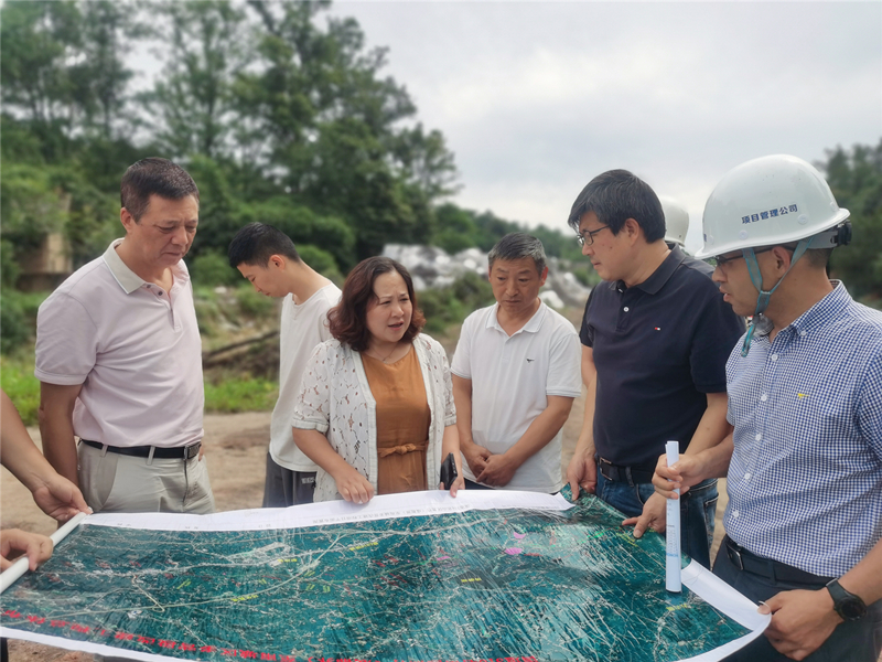 蒲丹惠赴名山区调研督导国道318线改建工程项目