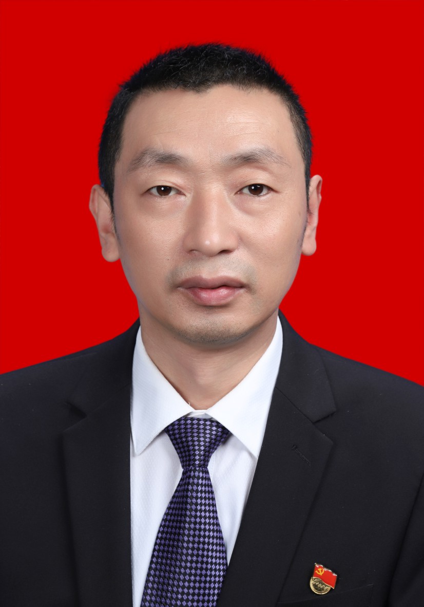 4.石华雷，党组成员、副主任.jpg