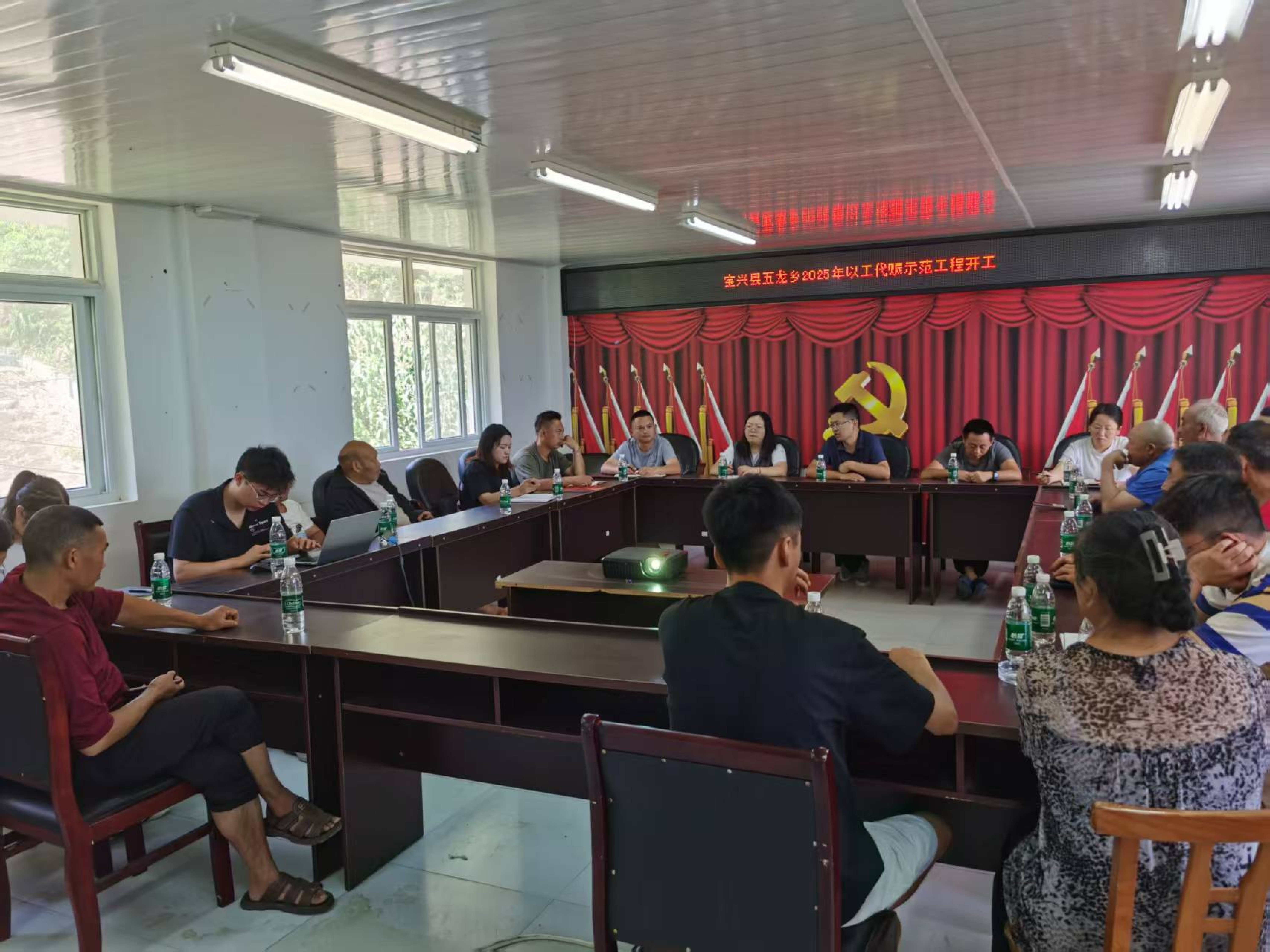 人大牵头促落地  产业发展启新程