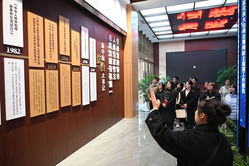 双向奔赴的民主初体验 雅安开展“人大与青春同行”基层实践体验活动