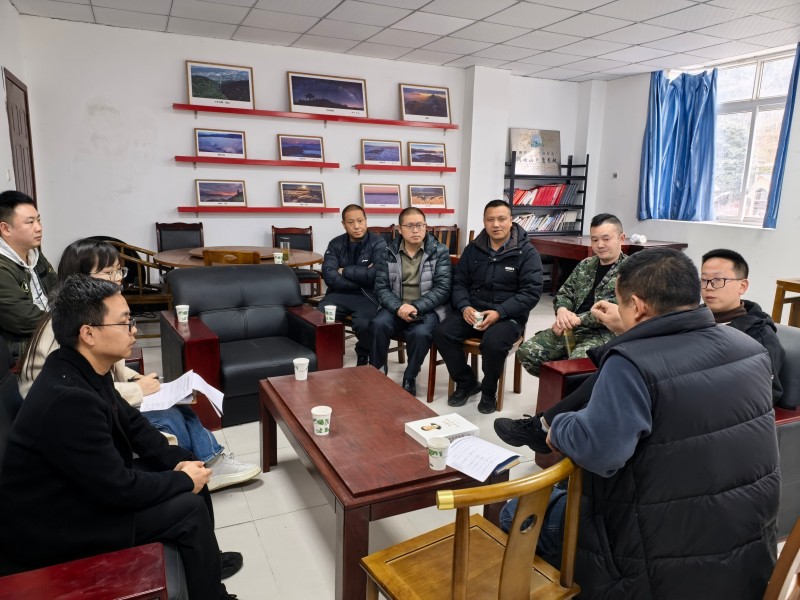 代表用心解难题 一泉清水润万家——记芦山县人大代表胡德海破解群众“用水难”问题