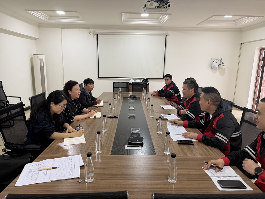 1邓主任走访盛和科技有限公司.jpg