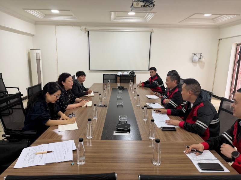 001邓主任走访盛和科技有限公司.jpg