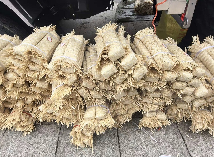 003群众编织的“茶兜”.jpg