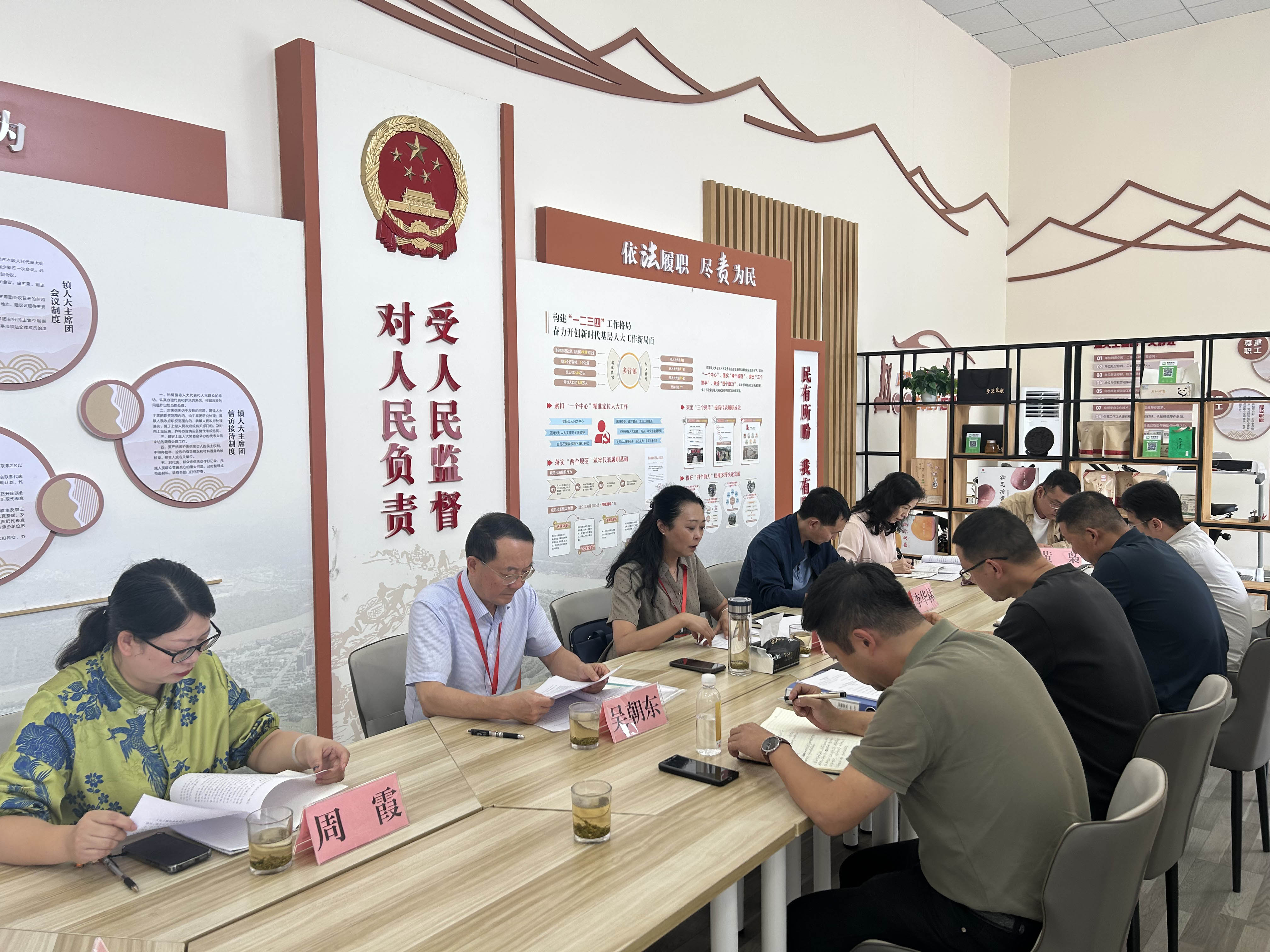 区人大常委会执法检查组开展《中华人民共和国噪声污染防治法》执法检查.jpg