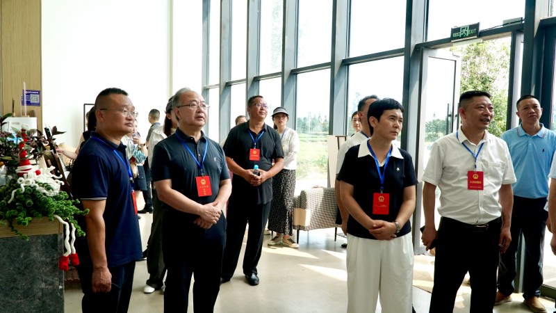 他山之石拓思路  农旅融合促振兴——天全县人大常委会组织市五届人大代表天全县代表小组开展农旅融合助推民宿产业提升专题调研