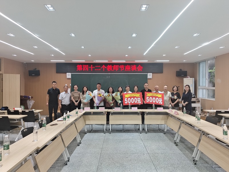 f7a5dca1122f92becf2b466f7ef00f26 - 副本.jpg